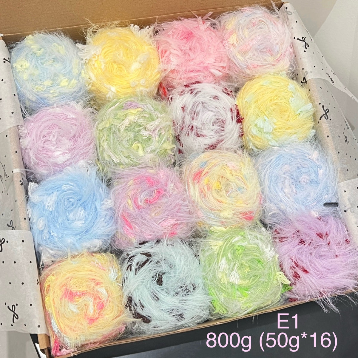 Hand-blended novelty yarn gift set E1, 800g bundle with 16 skeins of pastel mixed fiber yarn for crochet and knitting.