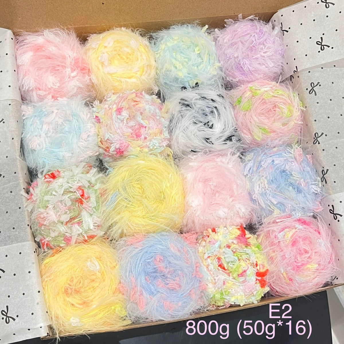 Mixed fiber yarn bundle E2, 800g gift set with 16 skeins of candy tone textured novelty yarn for DIY crafts.